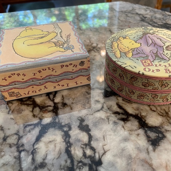 Set of 2 Classic Pooh Trinket Boxes - Picture 3 of 4